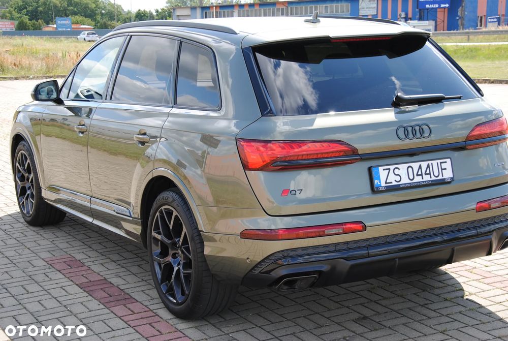 Audi Q7 - 17