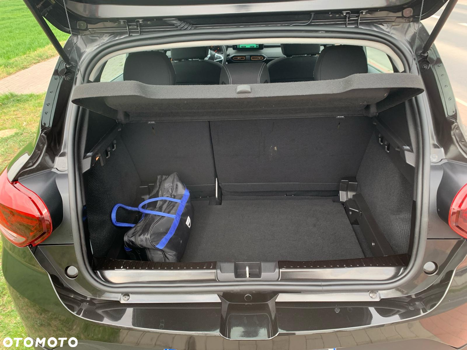 Dacia Sandero Stepway TCe 90 Essential - 30