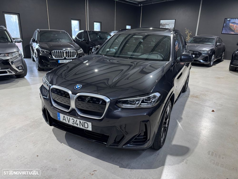 BMW iX3 M Sport Impressive - 18