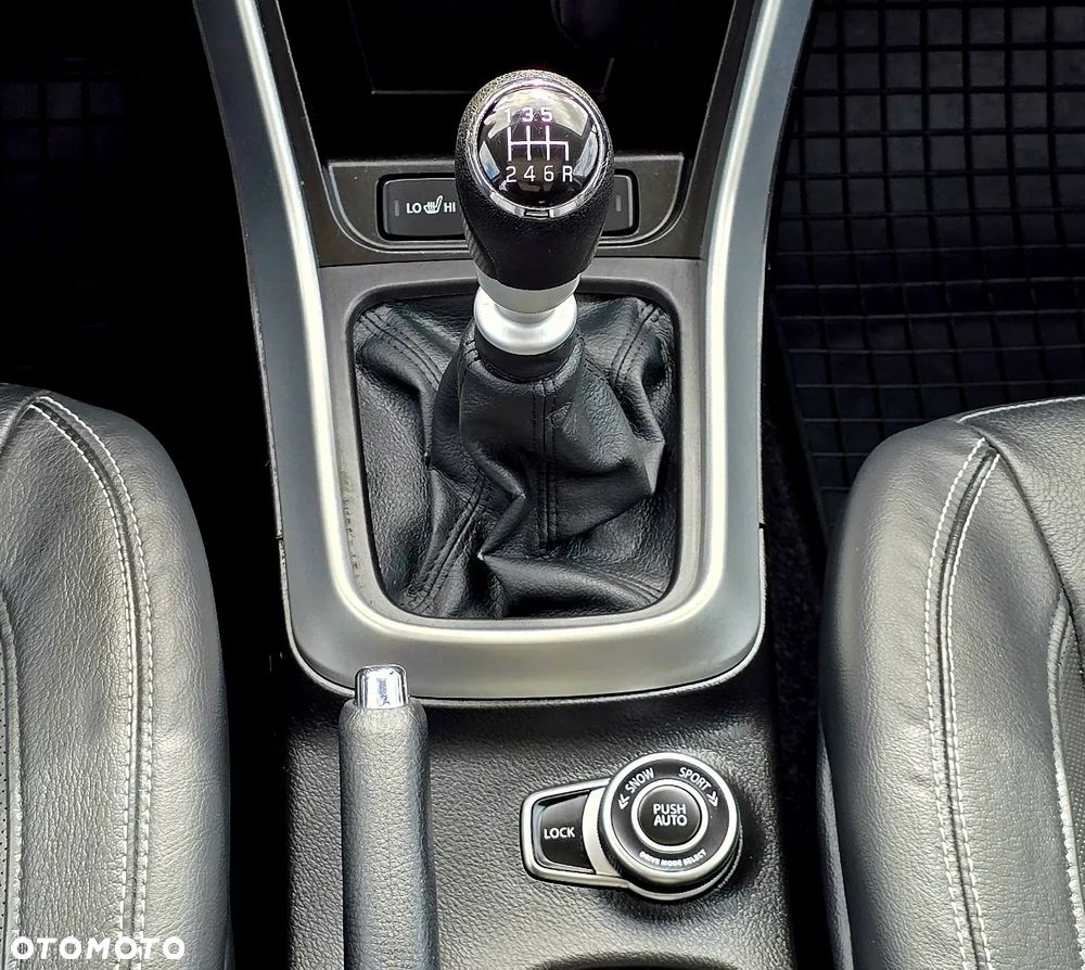 Suzuki SX4 S-Cross 1.4 T Elegance 4WD - 29