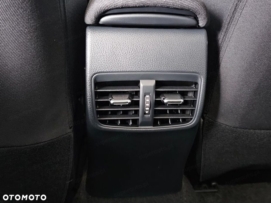 Toyota Corolla - 15
