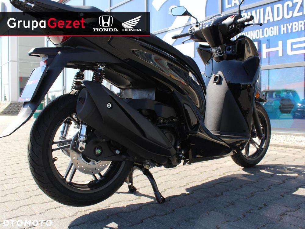 Honda SH - 11