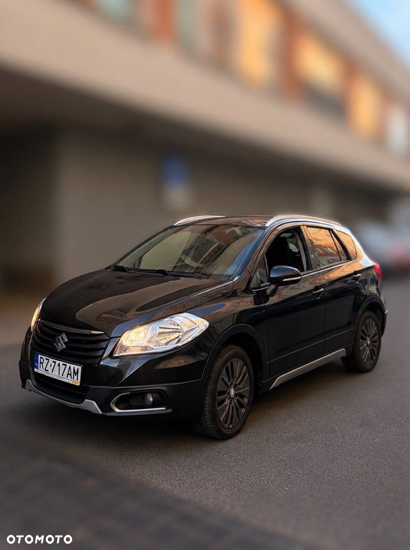 Suzuki SX4 S-Cross 1.6 Comfort - 1