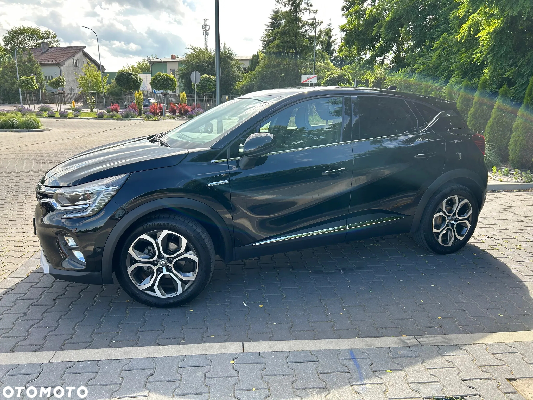Renault Captur 1.3 TCe Intens EDC - 4
