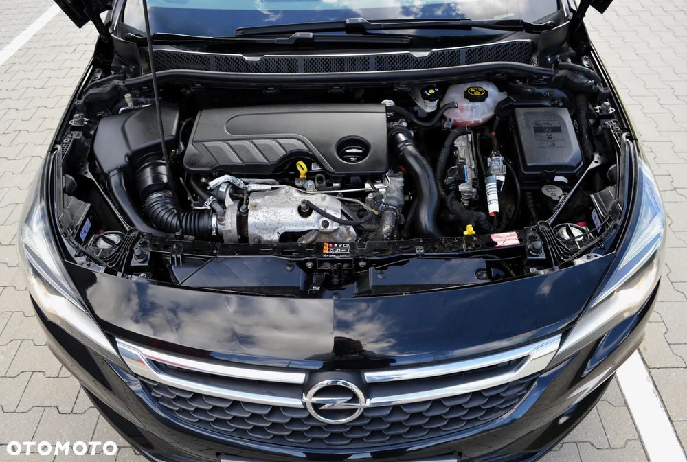 Opel Astra 1.6 D (CDTI) Dynamic - 35
