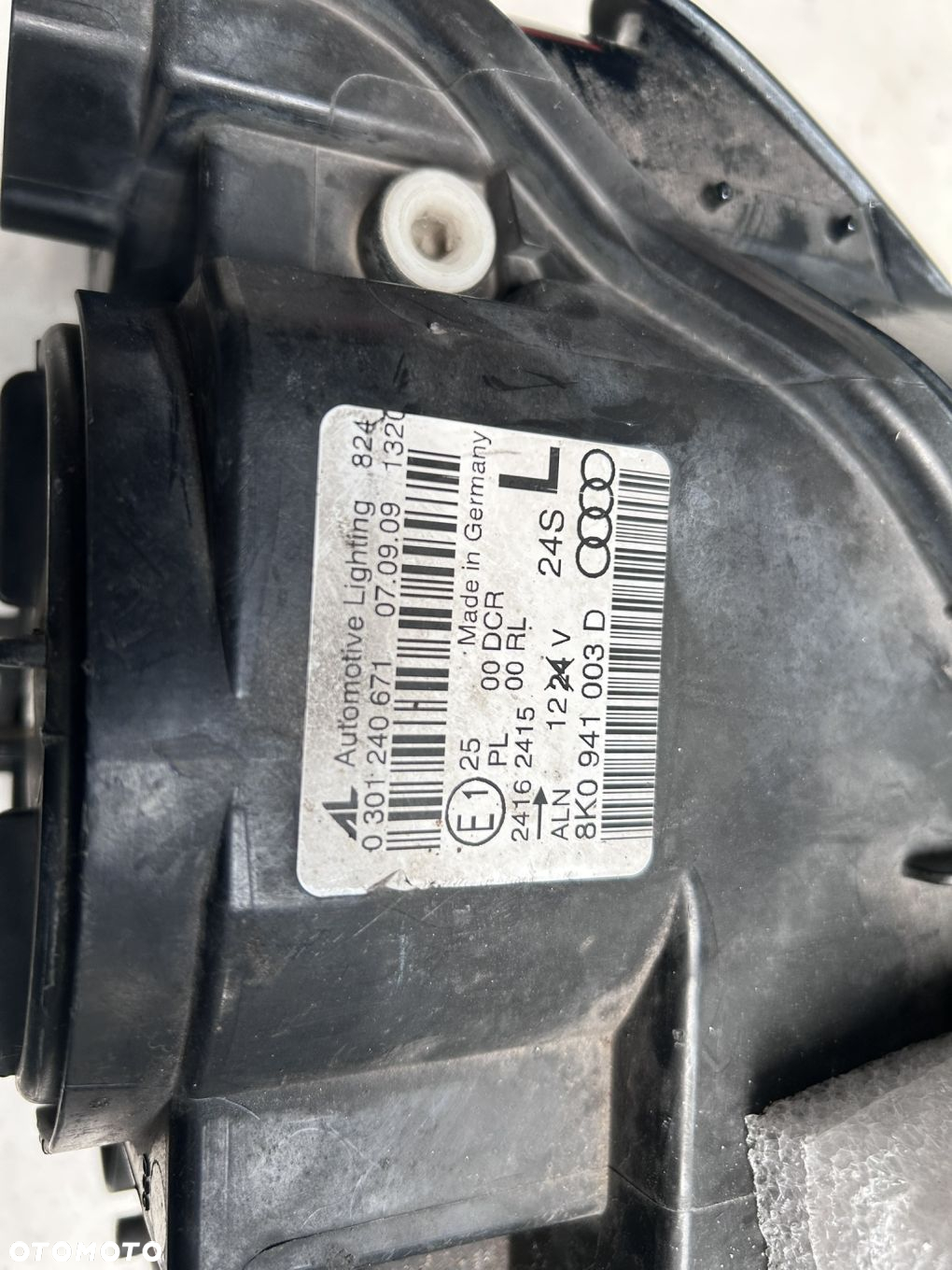 Reflektor Lewy Audi A4 B8 BI-XENON LED 8K0941003D - 4