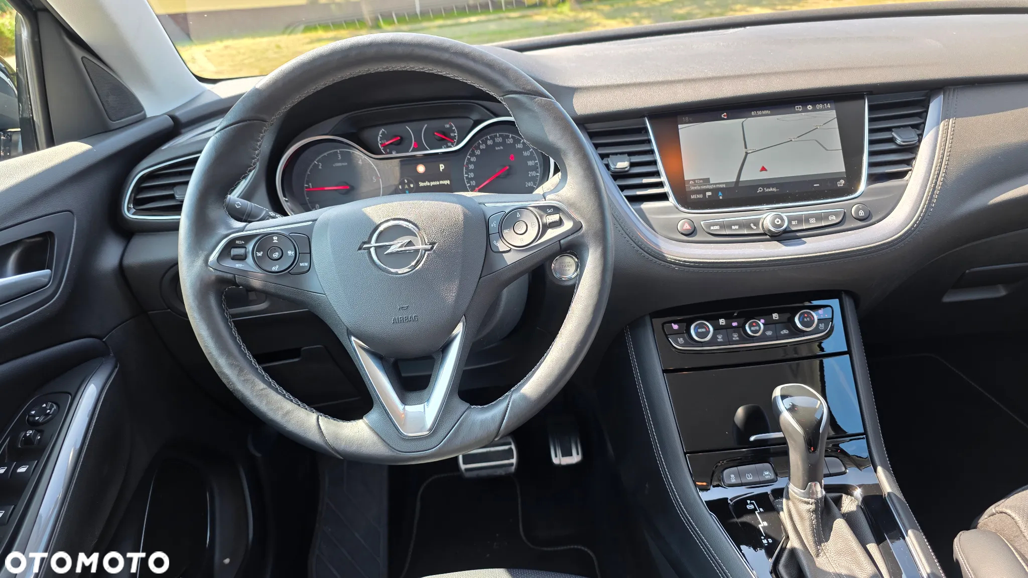 Opel Grandland X 2.0 D Start/Stop Automatik Design Line - 20