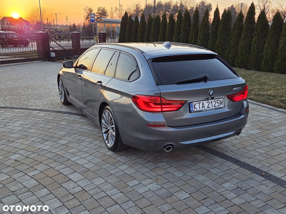 BMW Seria 5 520d M Sport Edition - 4