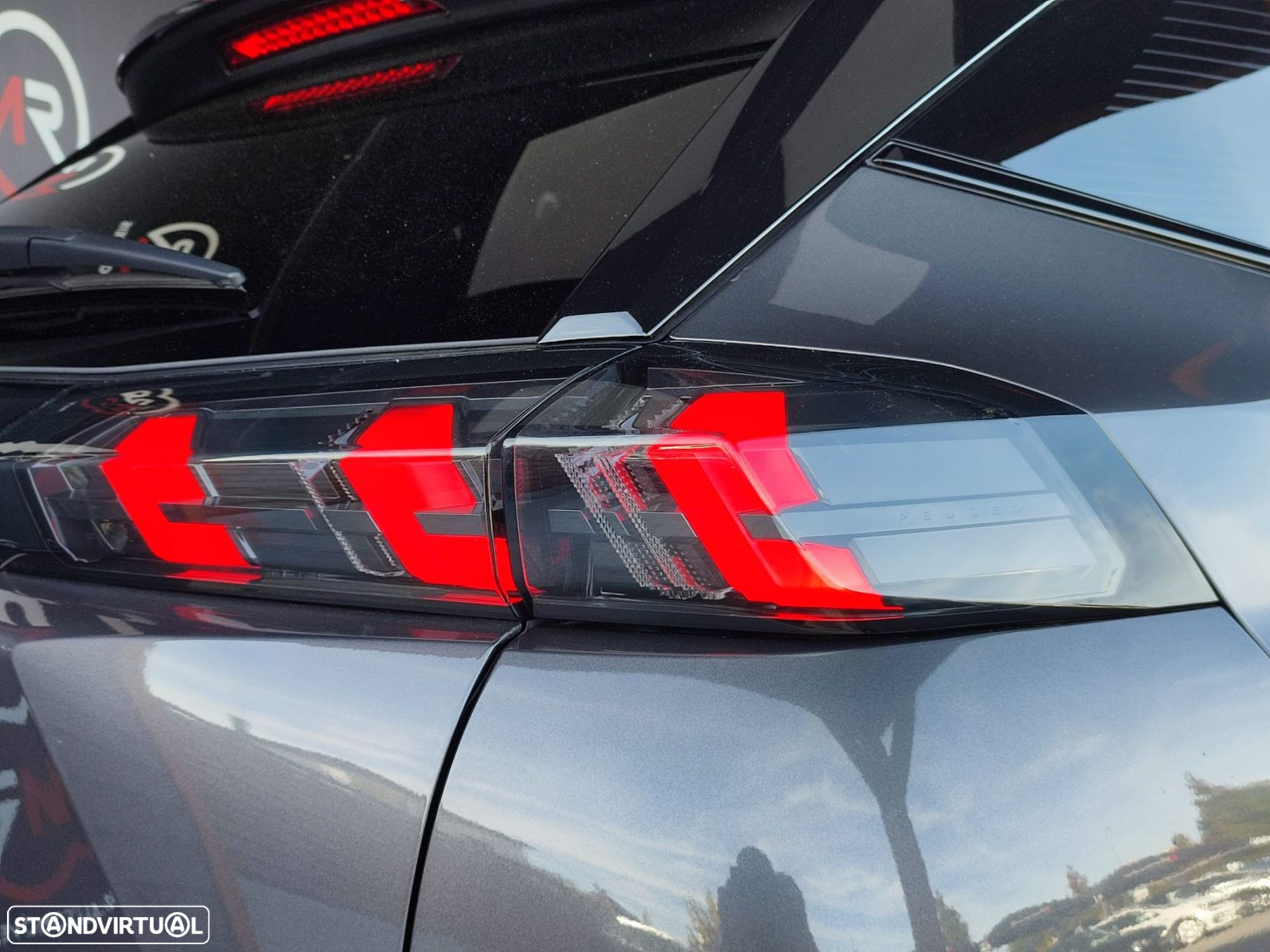 Peugeot 2008 1.5 BlueHDi GT Line EAT8 - 42