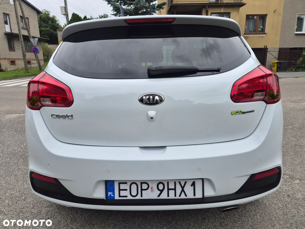 Kia Ceed - 14