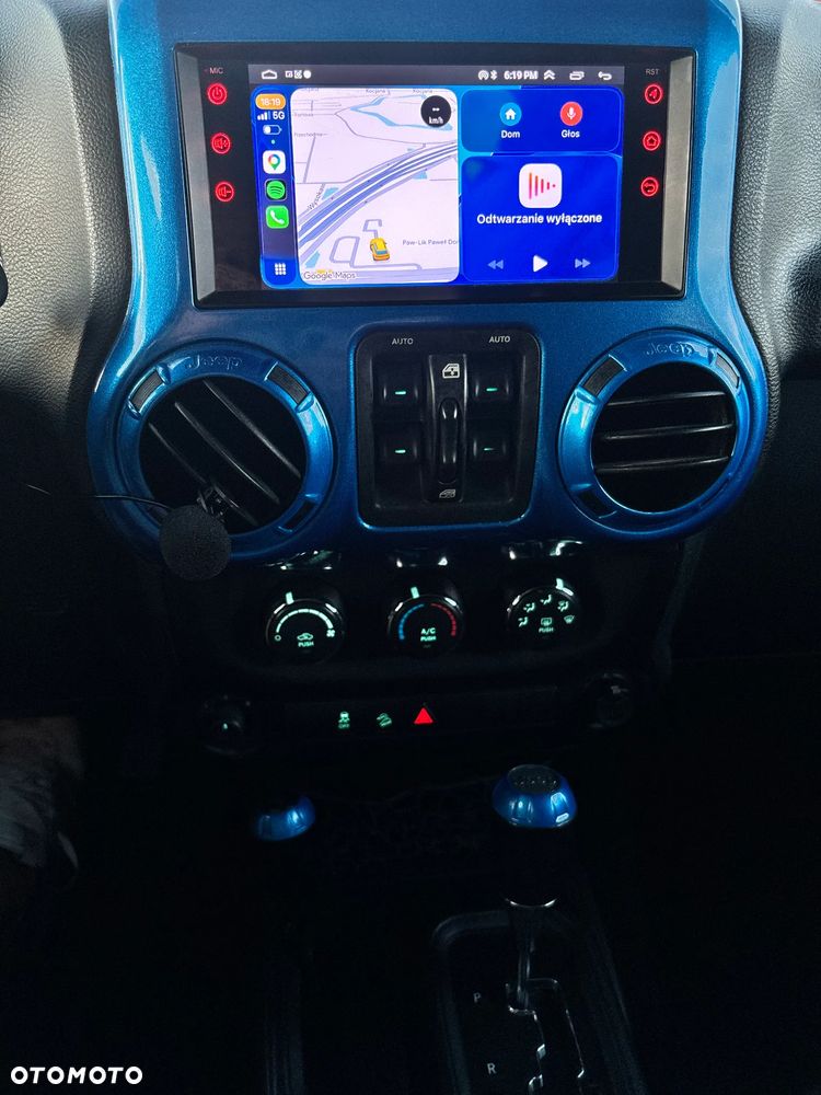 Jeep Wrangler 3.6 Unlim X - 23