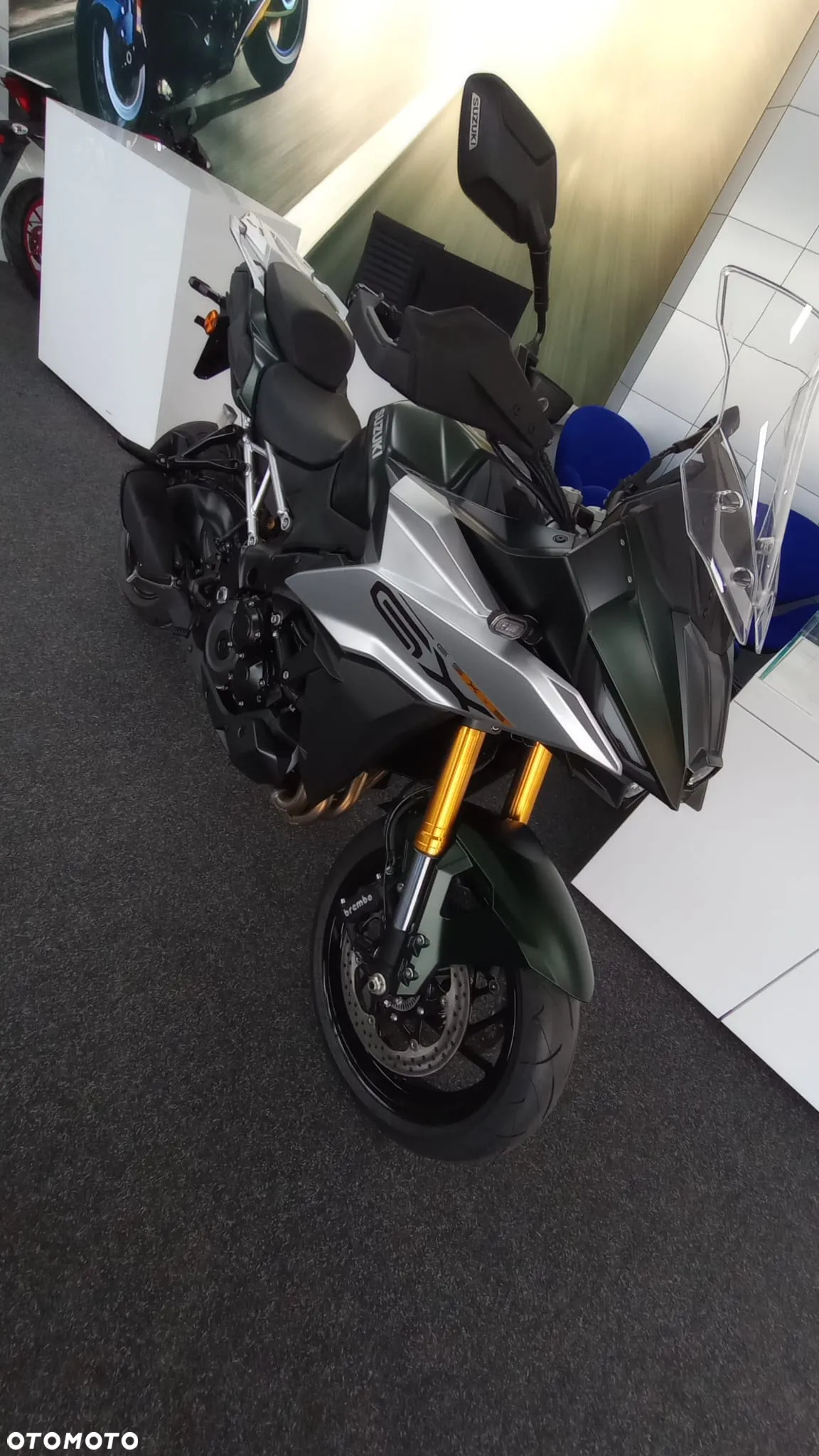 Suzuki GSX - 5
