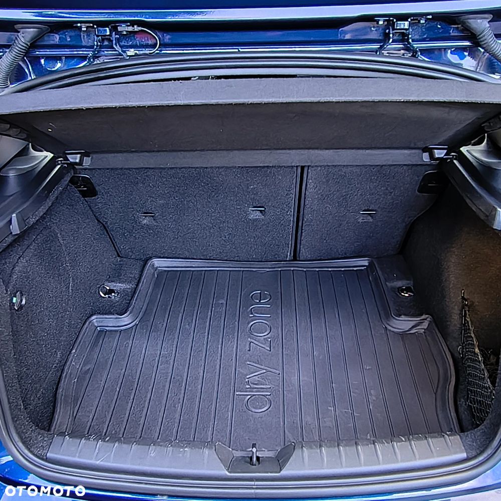 BMW Seria 1 120d xDrive Sport-Aut - 25