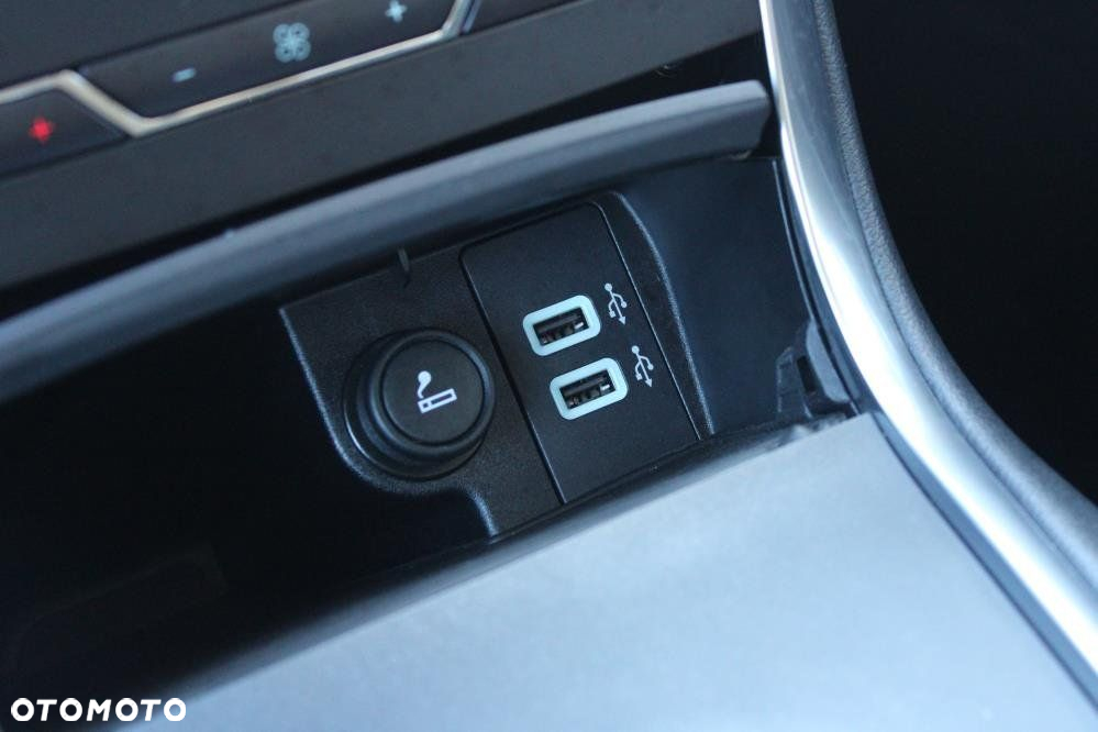 Ford S-Max - 19