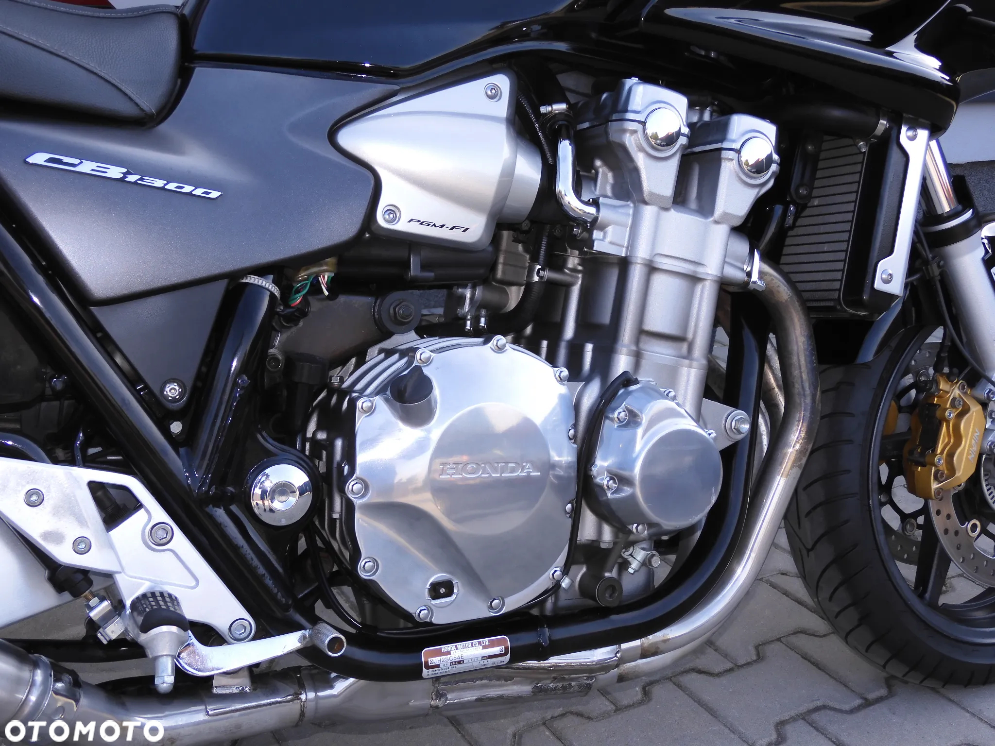 Honda CB - 10