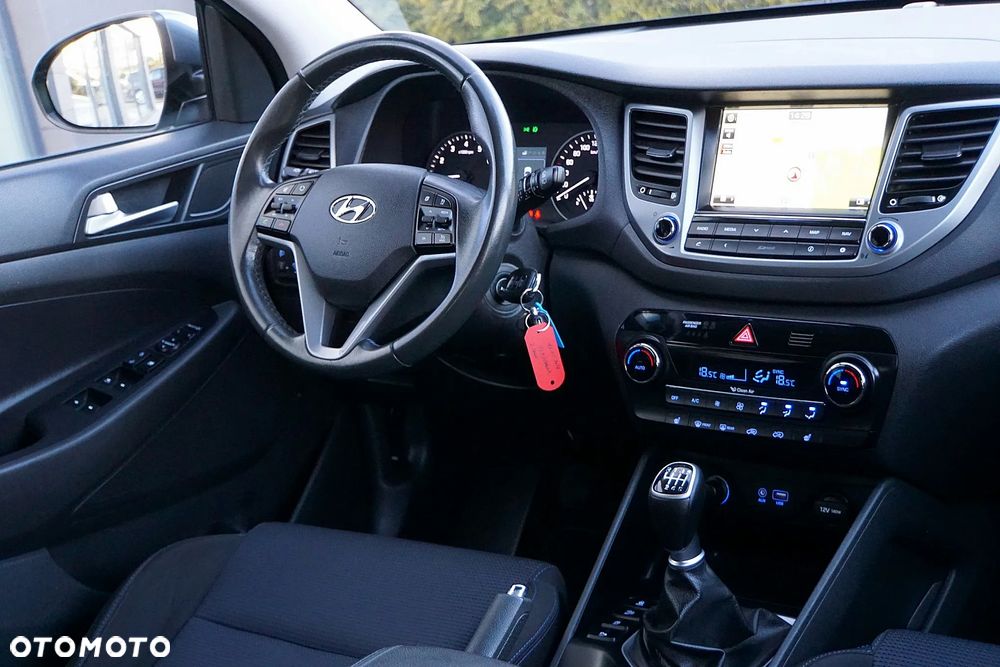 Hyundai Tucson blue 1.6 GDi 2WD Passion - 31