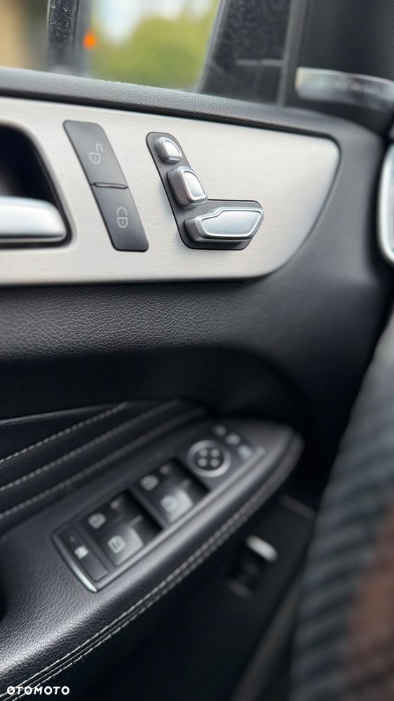 Mercedes-Benz GLE 350 d 4-Matic - 14