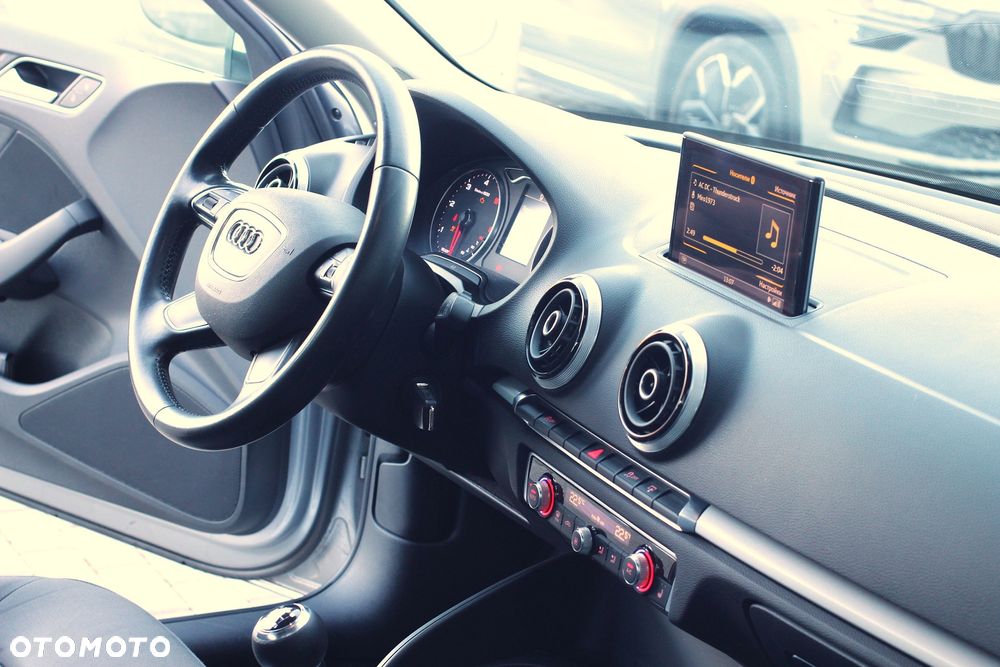 Audi A3 Sportback 1.6 TDI - 21