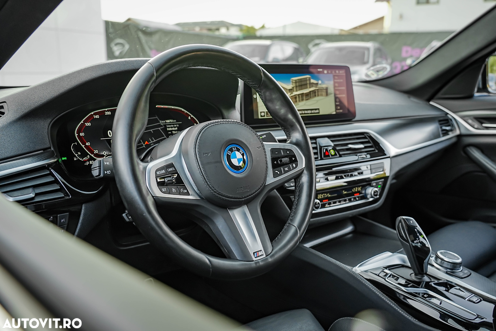 BMW Seria 5 530e Aut. M Sport Edition - 12