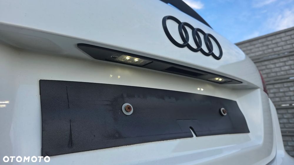 Audi A3 Sportback 2.0 TDI DPF S line Sportpaket (plus) - 18