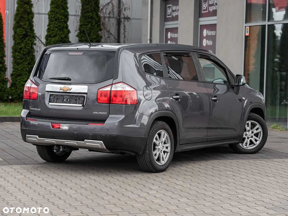 Chevrolet Orlando - 13