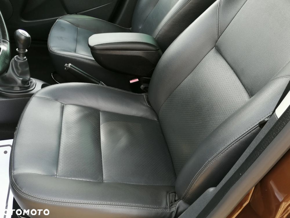 Dacia Duster 1.2 TCe Laureate - 24