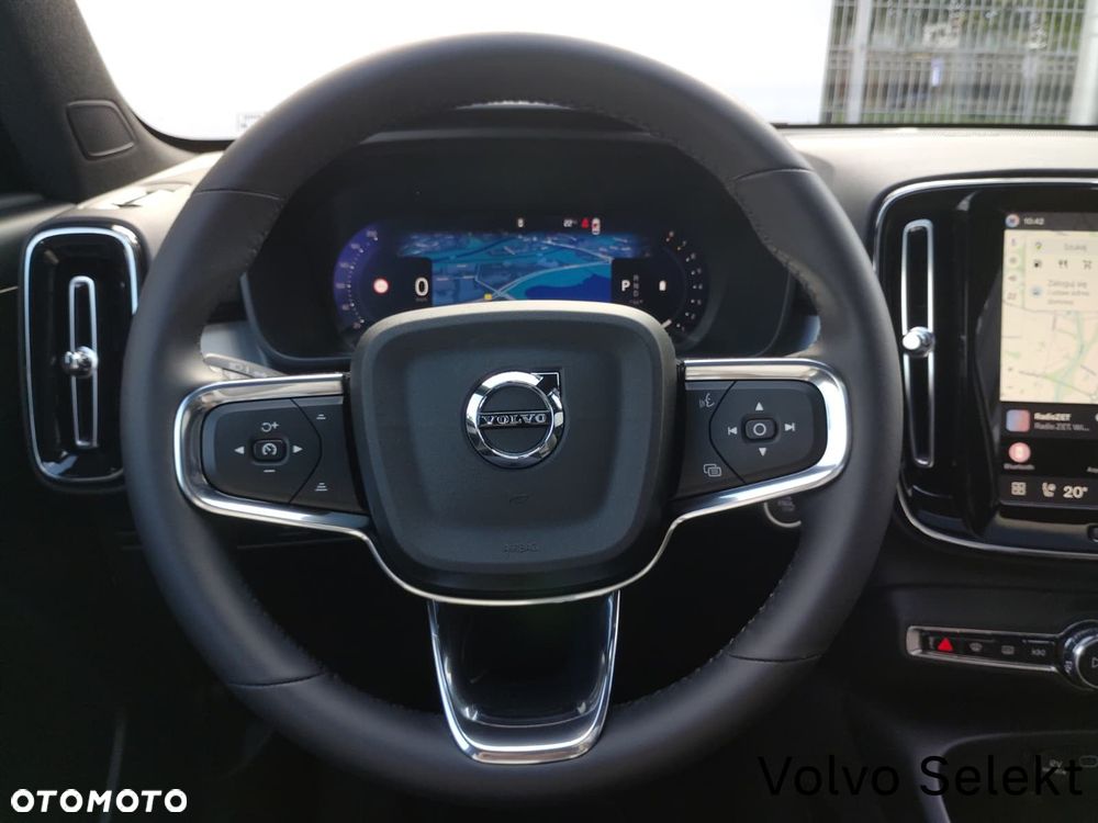 Volvo XC 40 - 25