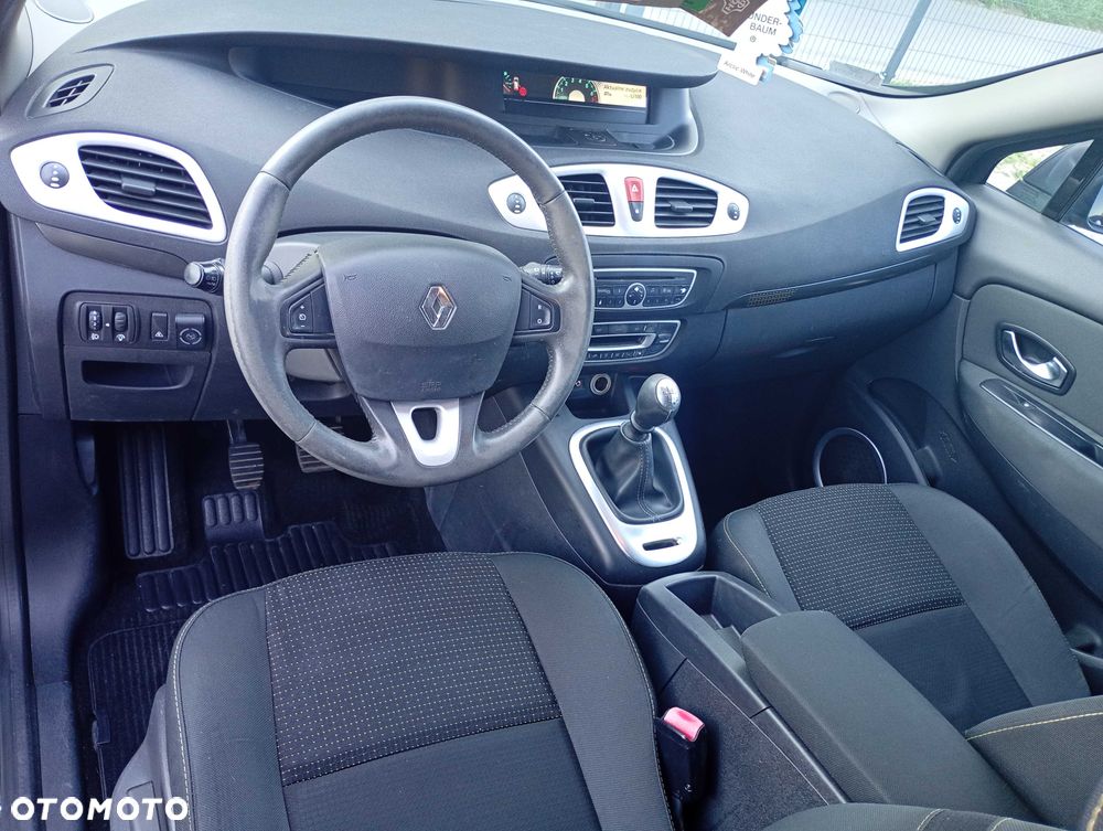 Renault Scenic - 4