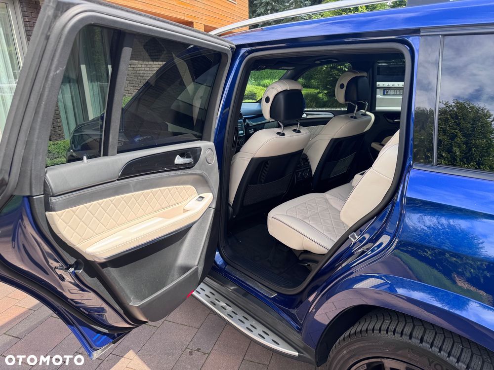 Mercedes-Benz GLS - 10