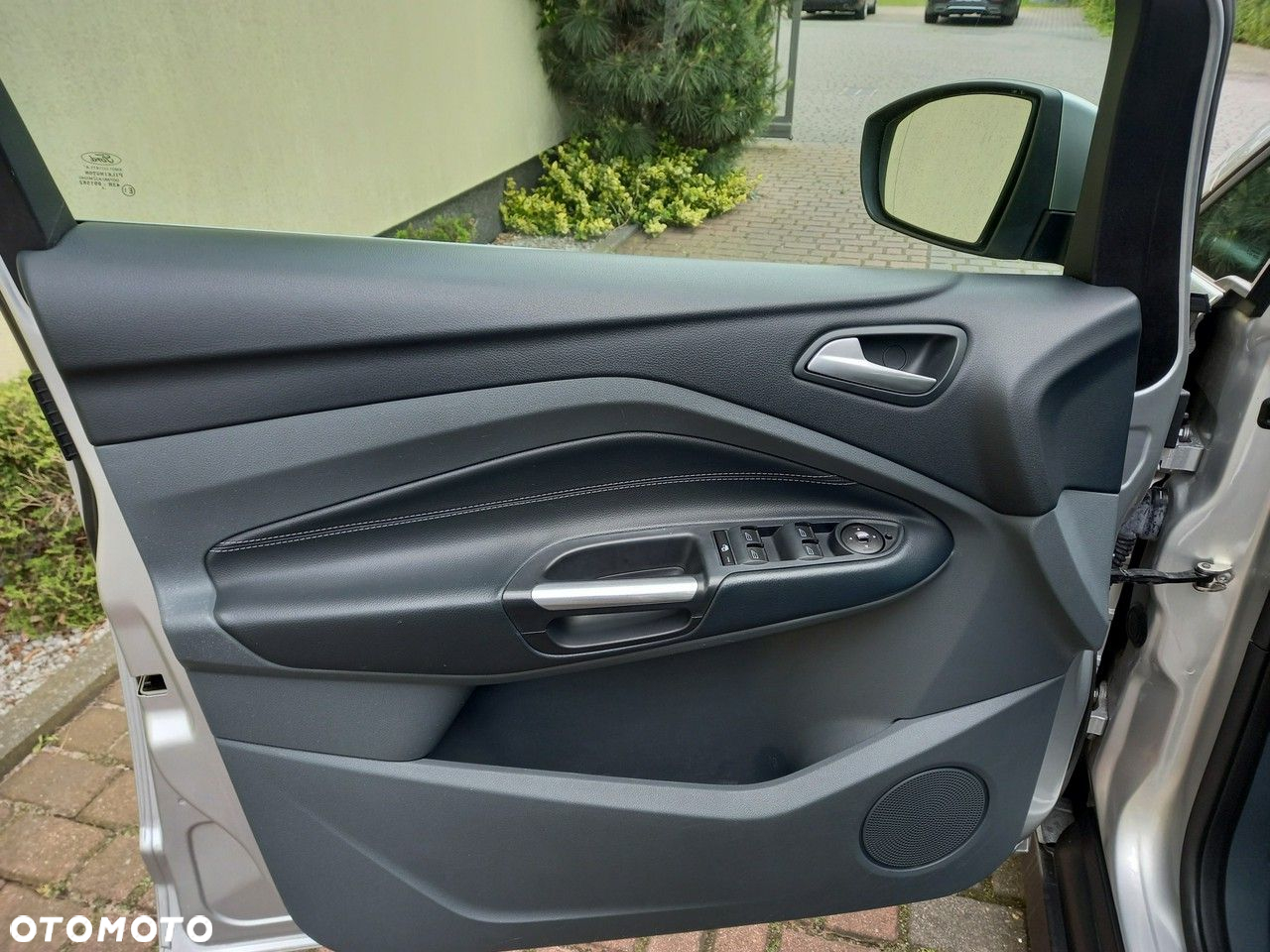 Ford C-MAX 1.6 TDCi Titanium - 28