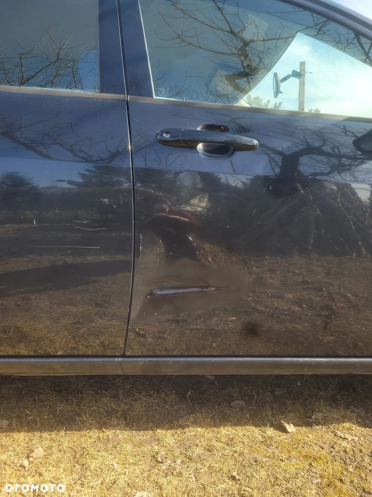 Suzuki Liana 1.6 - 7