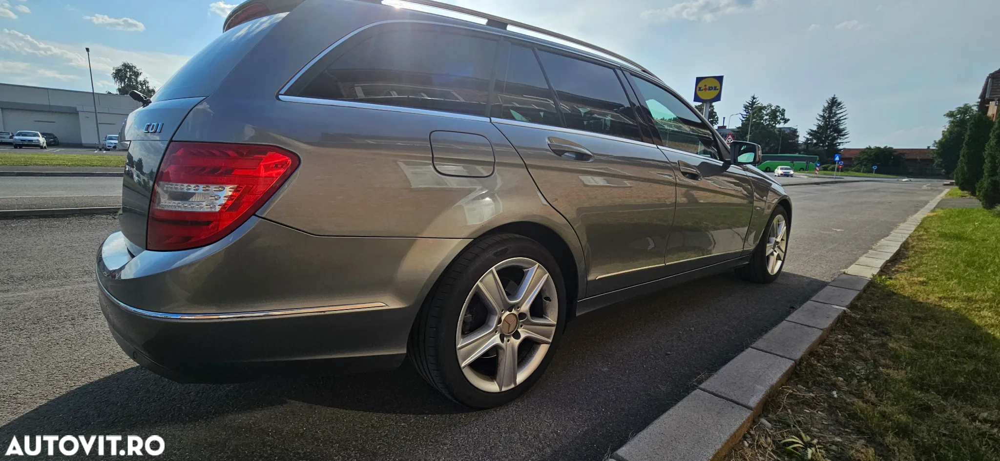Mercedes-Benz C 250 T CDI DPF (BlueEFFICIENCY) 7G-TRONIC - 4