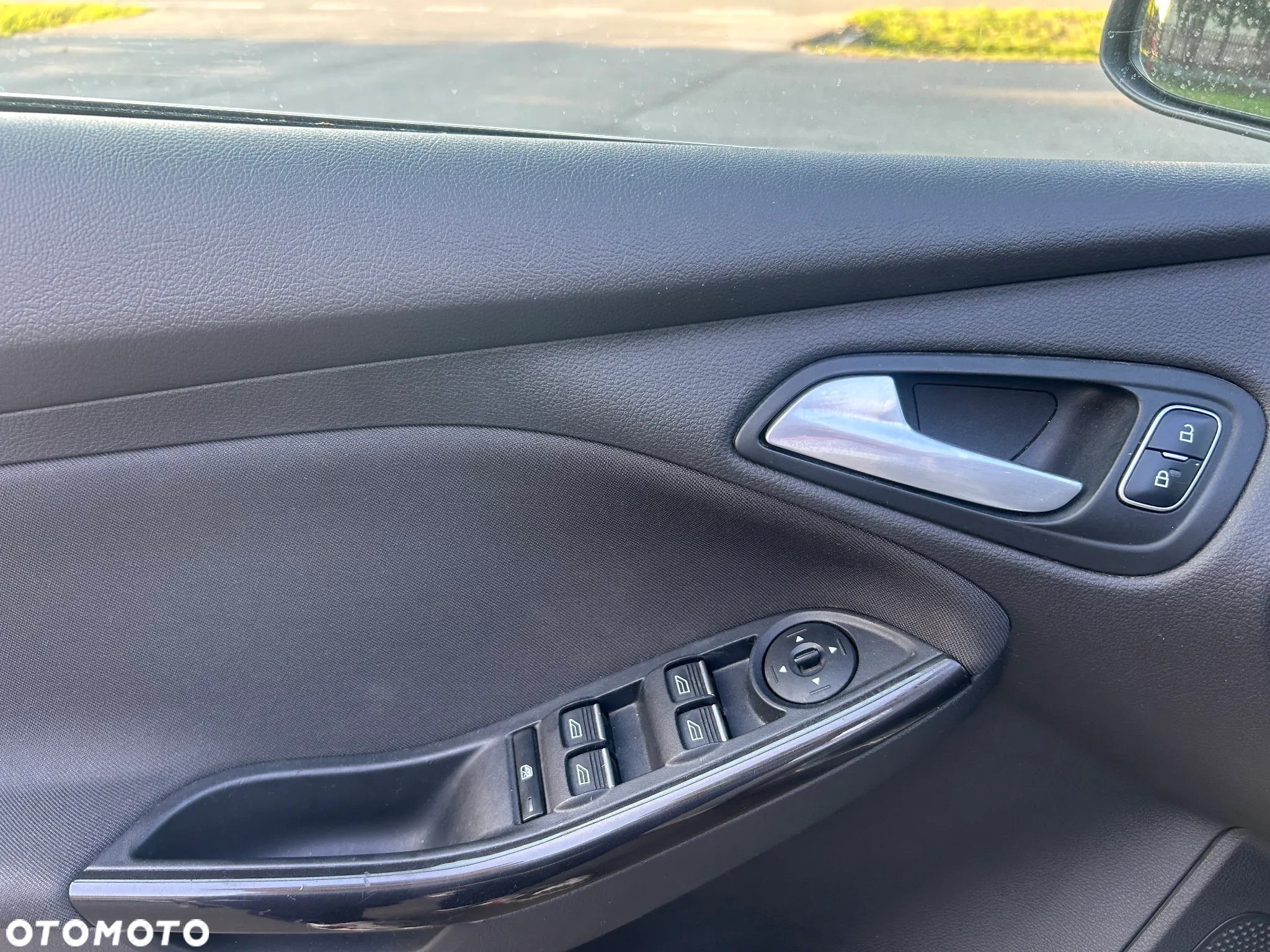 Ford Focus - 10