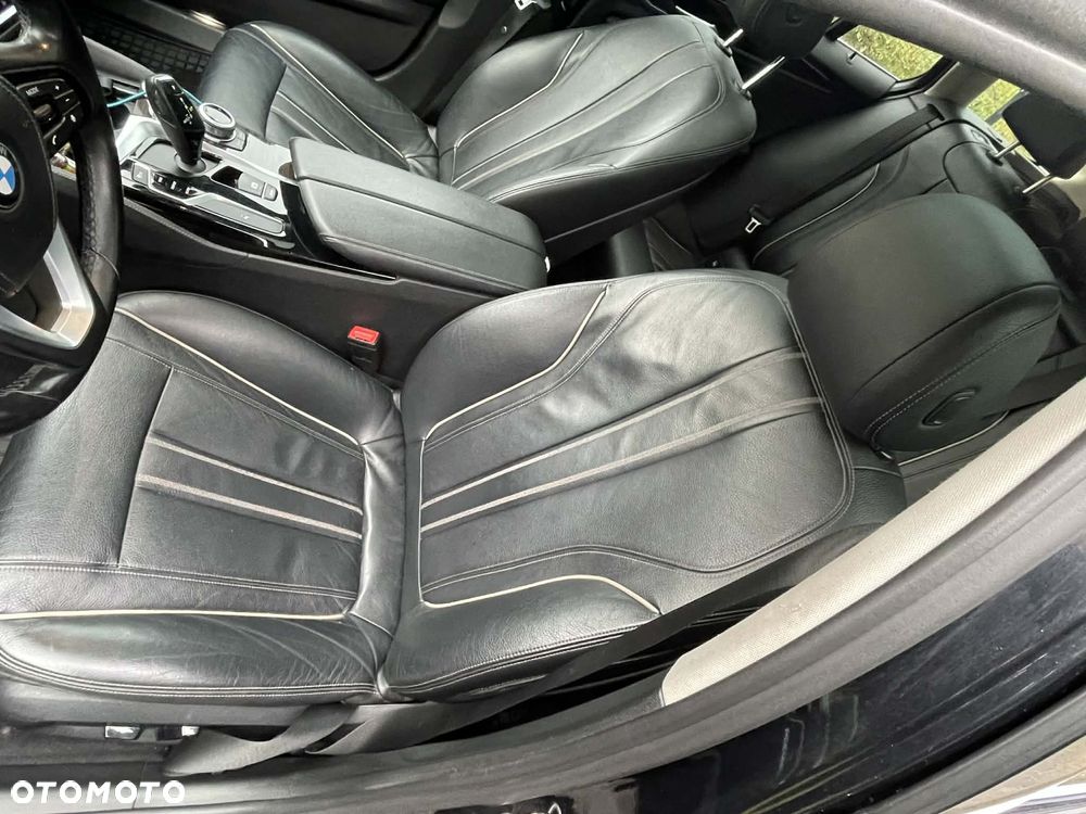 BMW Seria 5 520d Luxury Line - 4