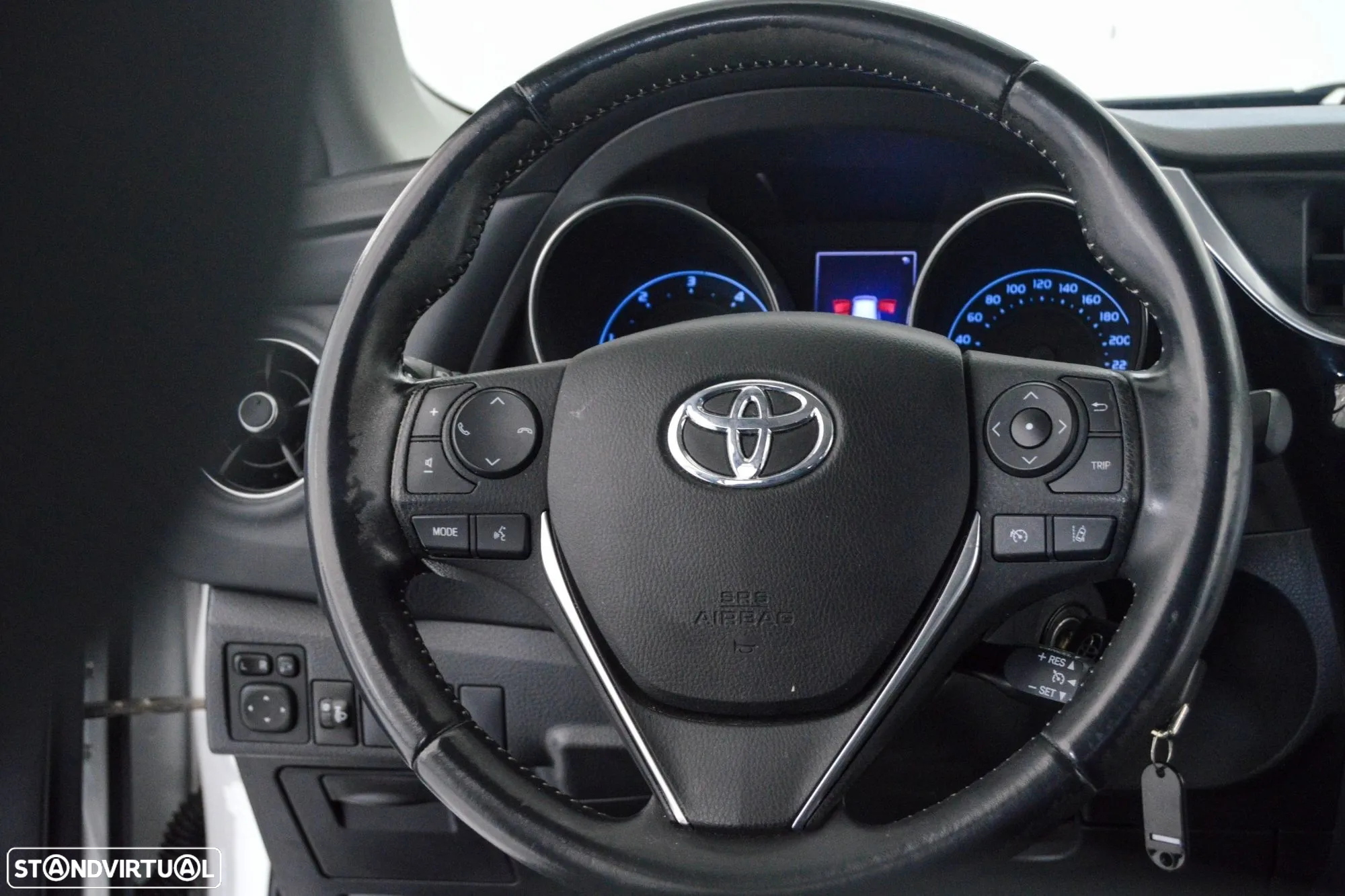Toyota Auris 1.4 D-4D Comfort - 31