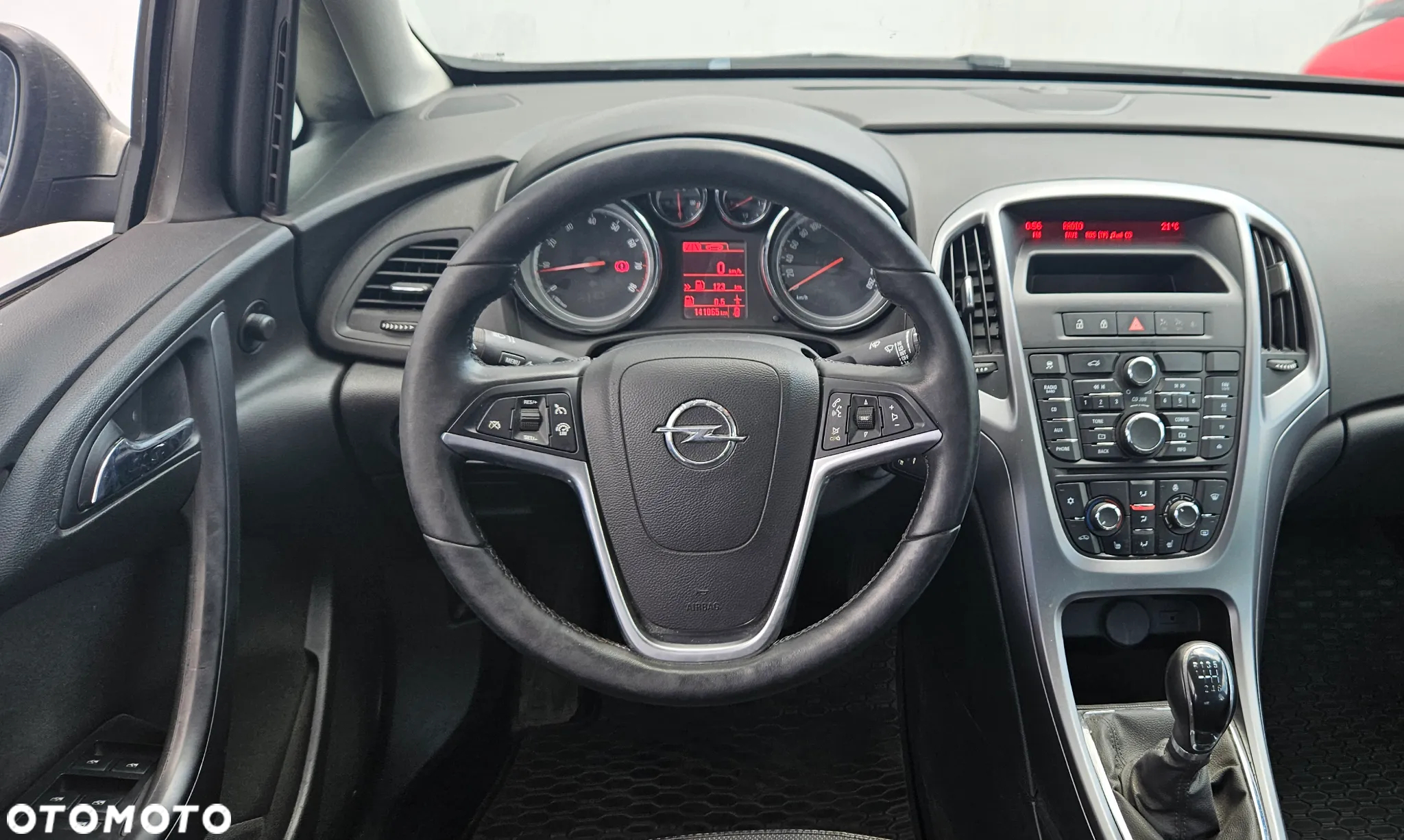 Opel Astra IV 1.4 T Executive - 10