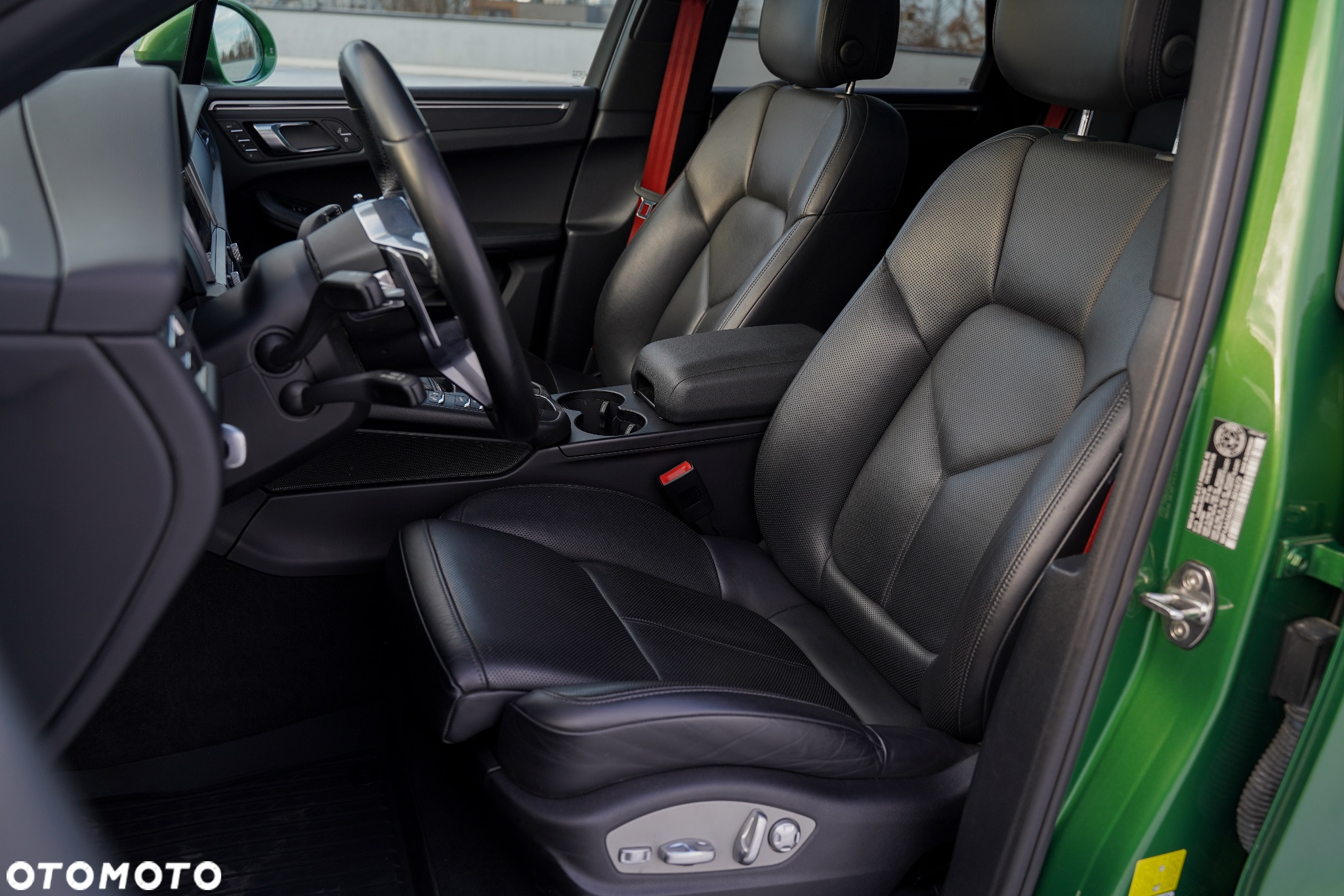 Porsche Macan Standard - 9