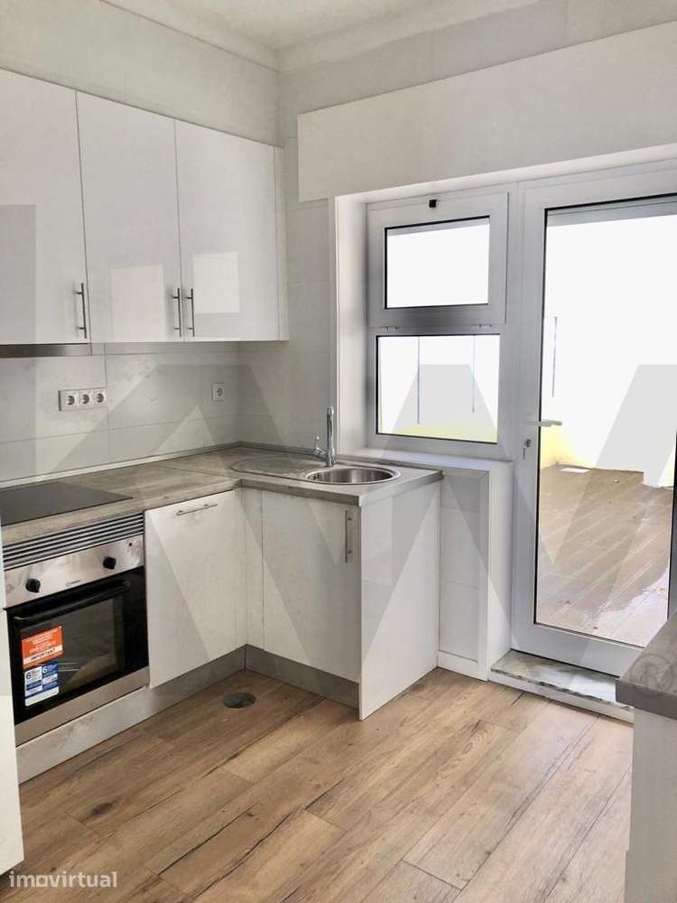 **Apartamento T2 com terraço na zona de Francos, Porto** - Grande imagem: 4/11