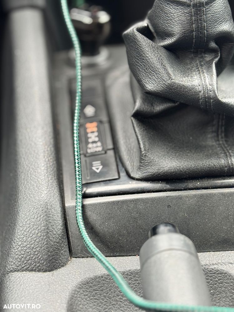 Volkswagen Amarok 2.0 BiTDI 4MOTION Highline - 13