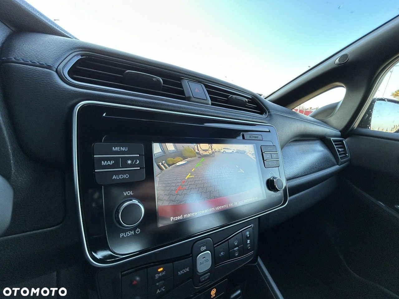Nissan Leaf 39 kWh N-Connecta - 17