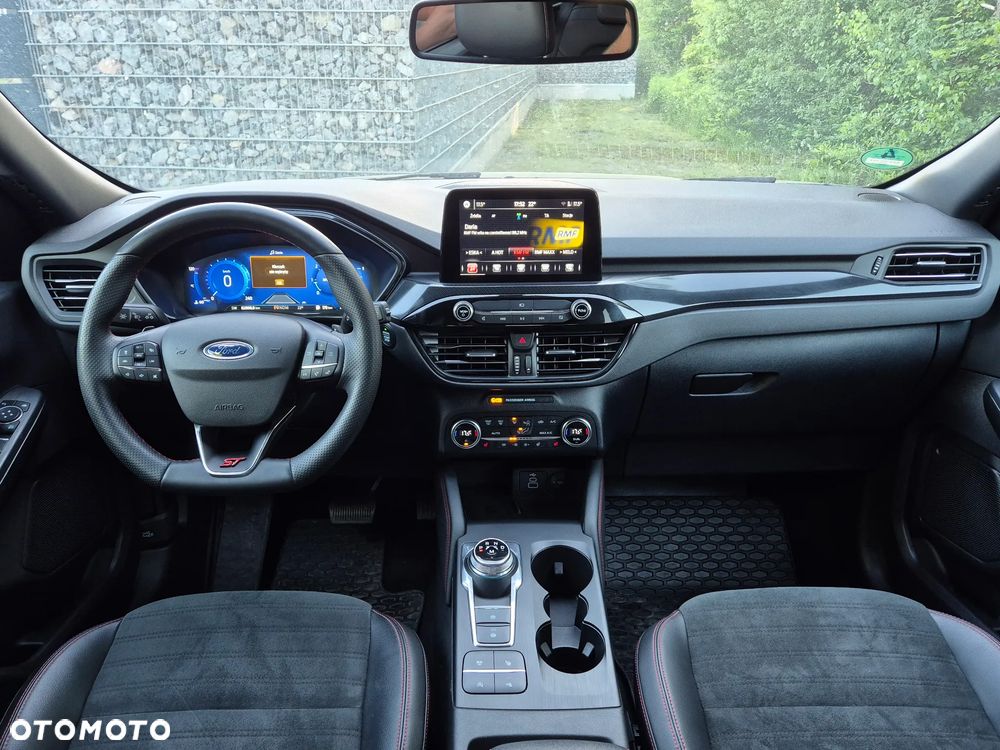 Ford Kuga - 7