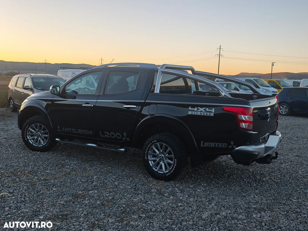 Mitsubishi L200 - 14