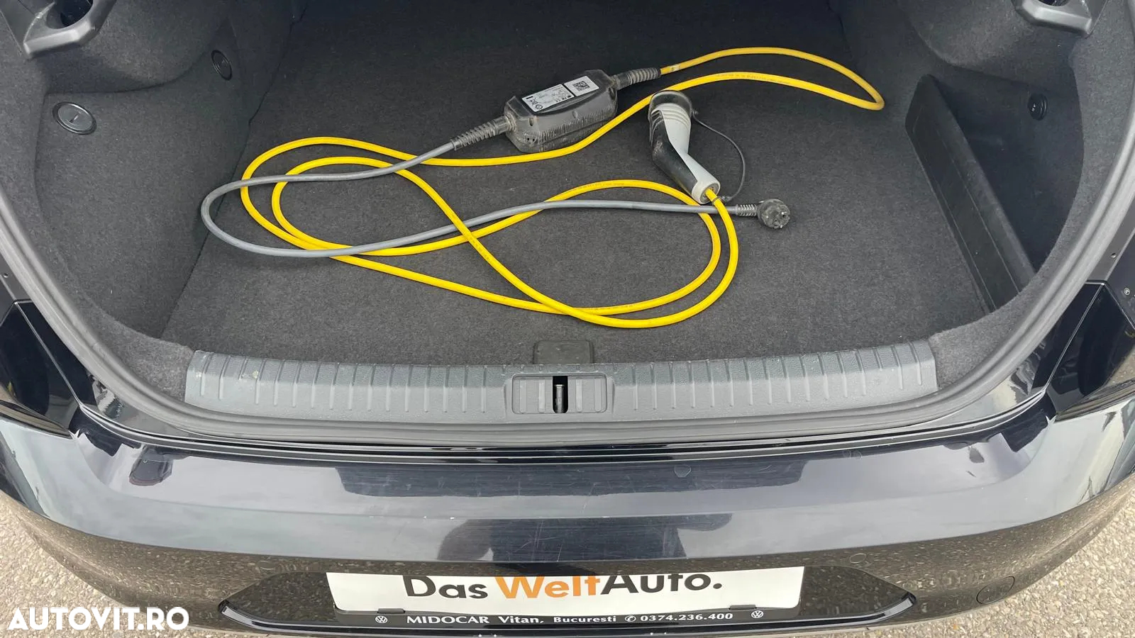 Volkswagen Passat GTE - 13