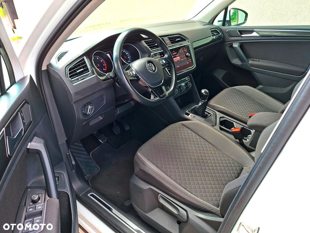 Volkswagen Tiguan 1.4 TSI BMT ACT Comfortline - 18