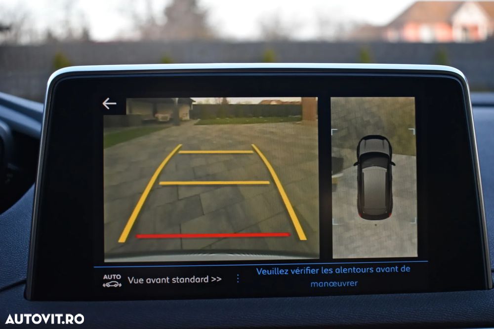 Peugeot 3008 PureTech 130 Stop & Start GPF EAT8 Allure Business-Paket - 16