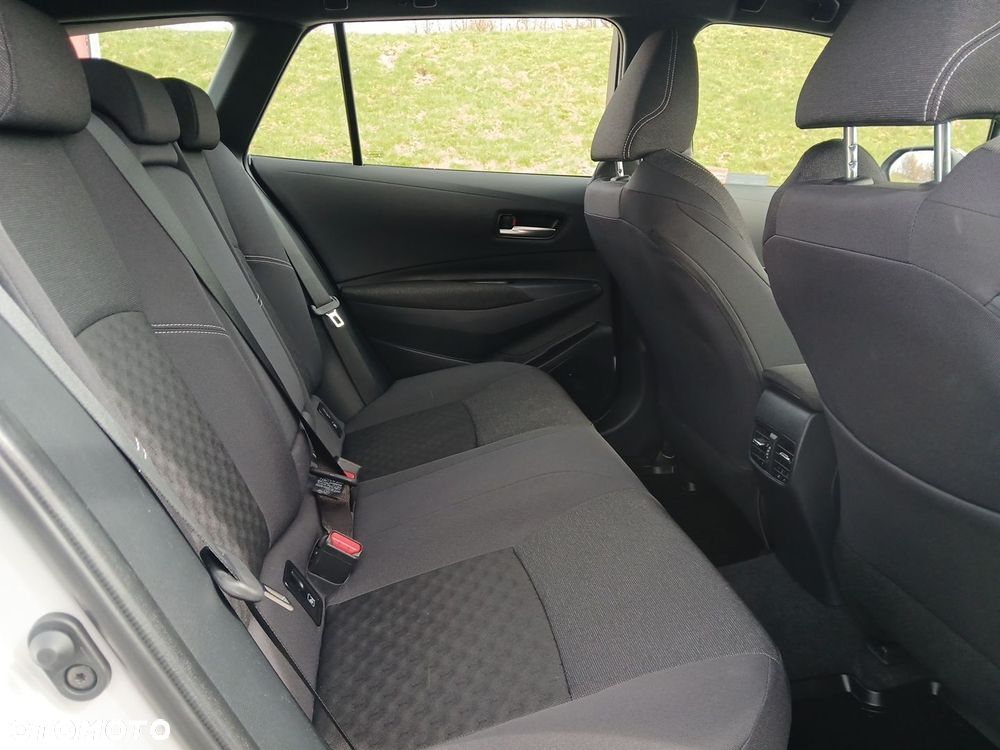 Toyota Corolla 1.8 Hybrid Comfort - 14