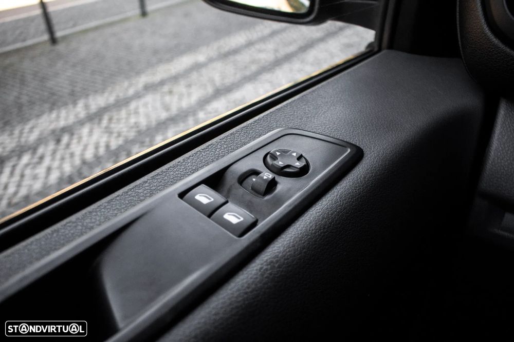 Peugeot Expert Urban - 18