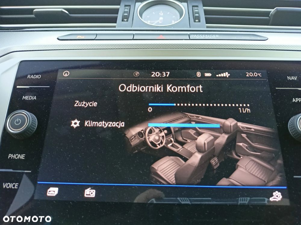 Volkswagen Passat Variant 2.0 TDI BMT Highline - 25