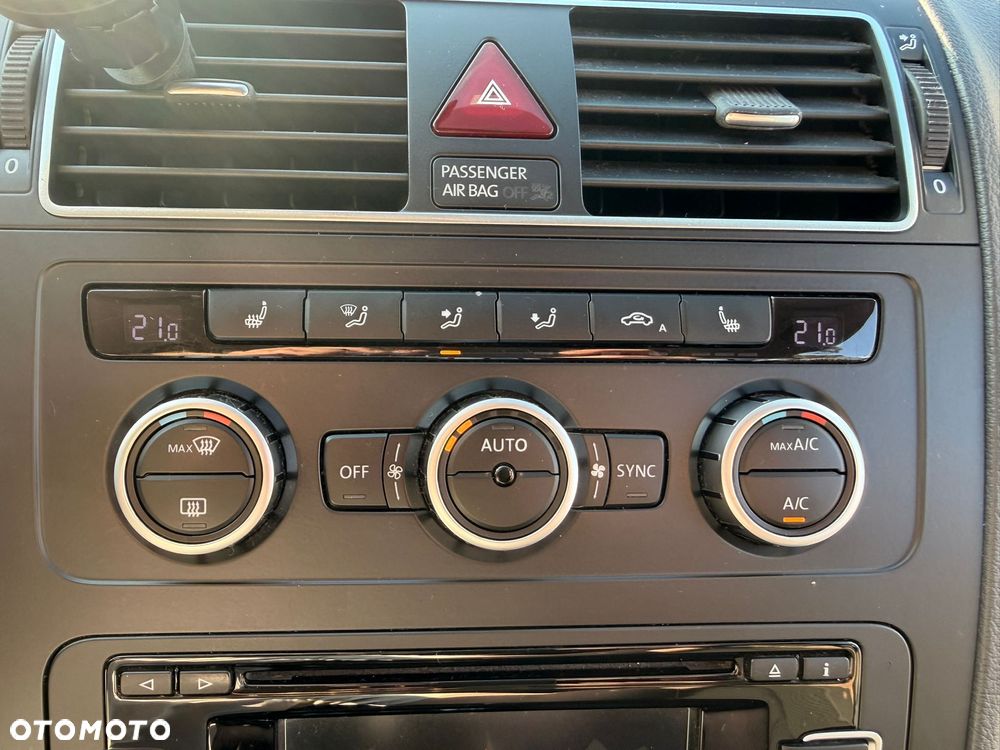 Volkswagen Touran 1.6 TDI DPF Comfortline DSG - 23