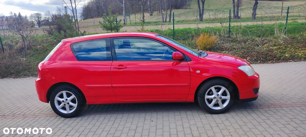 Toyota Corolla 1.4 VVT-i Dynamic - 3